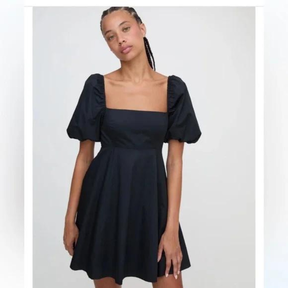 Elegant Black Puff Sleeve Dress